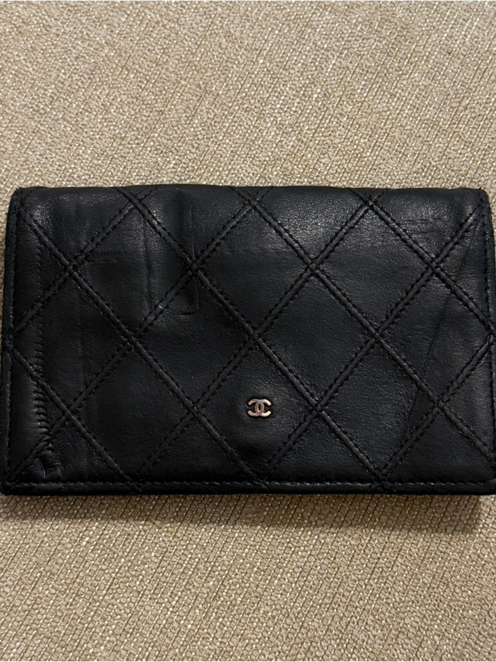 CHANEL Black Quilted Leather Card Case with Small CC Emblem